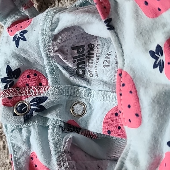 10 for $16 - Carter's Girls 12m Blue Sleeveless Strawberry Shirt - Picture 2 of 2